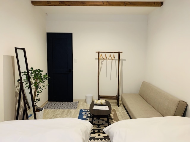 BEACH SIDE VILLAGE FAMILIAR