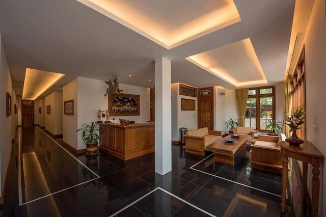 バガン バレー ホテル