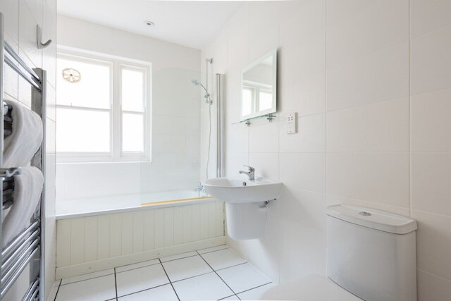 ザ ケンジントン パレス ミューズ - ブライト モダン 6 BッドR ハウス ウィズ ガレージ