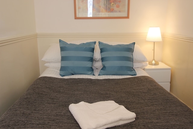 ステイイン - クイーンズウェイ