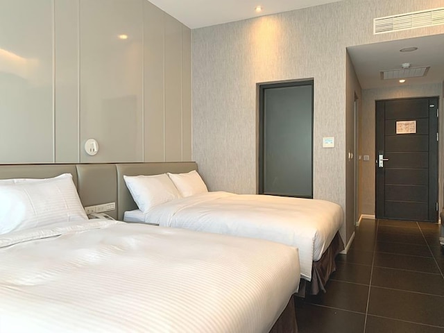 Champ de Roses Hotel