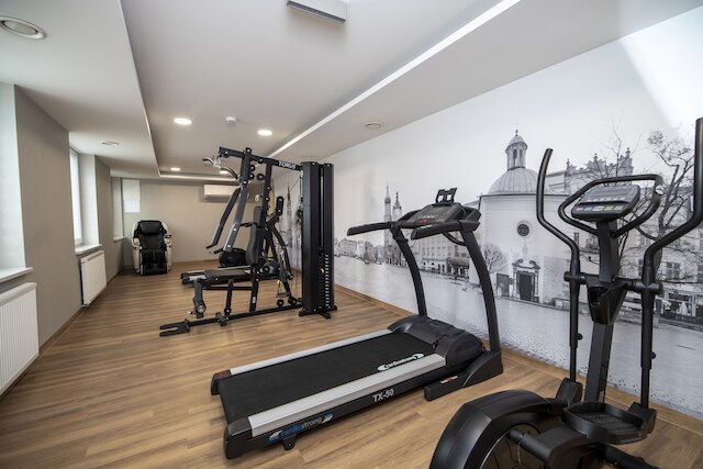 ホテル クロウドルザ クラクフ