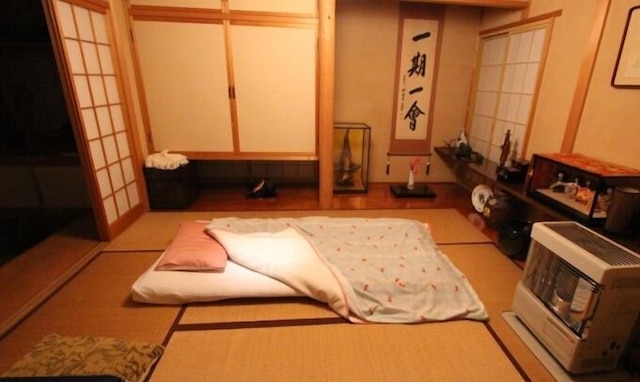 ゲストハウス チャラ