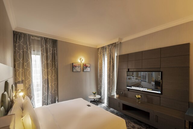 エッジ クリークサイド ホテル