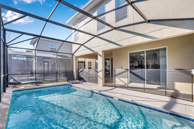 ファブュラス 6 ベッド ストーリー レイク ヴィラ プール & スパ 2145BMド