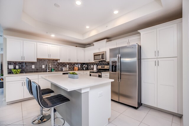 ビューティフル 3 ベッドルーム 2 バス コンド