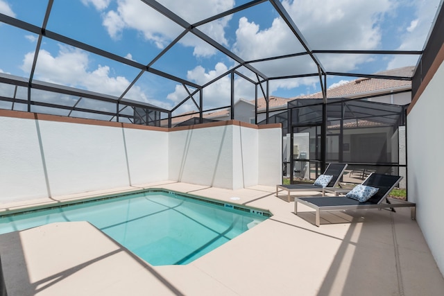 4 ベッドルーム タウン ホーム ウィズ プール