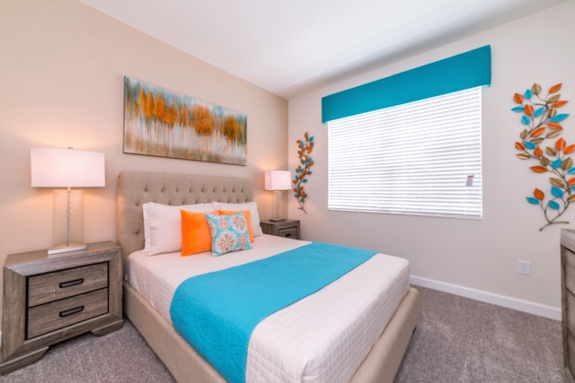 クール アンド モダン 5 ベッド 4 バー ゲーム ルーム プール スパ 4724 SH