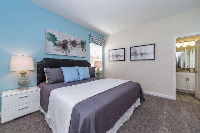 クール アンド モダン 5 ベッド 4 バー ゲーム ルーム プール スパ 4724 SH