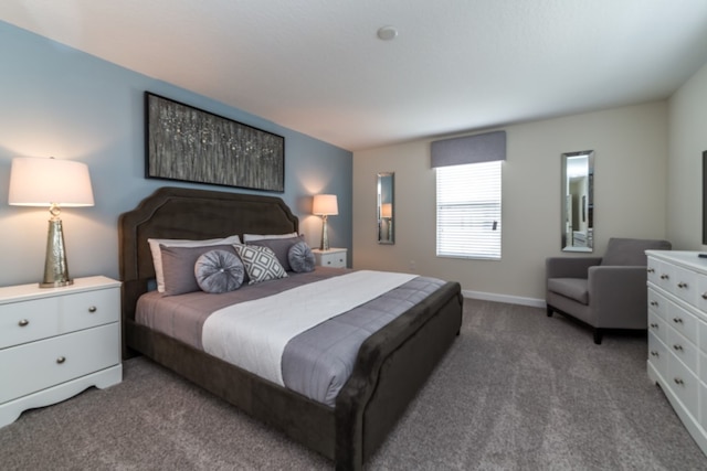 クール アンド モダン 5 ベッド 4 バー ゲーム ルーム プール スパ 4724 SH