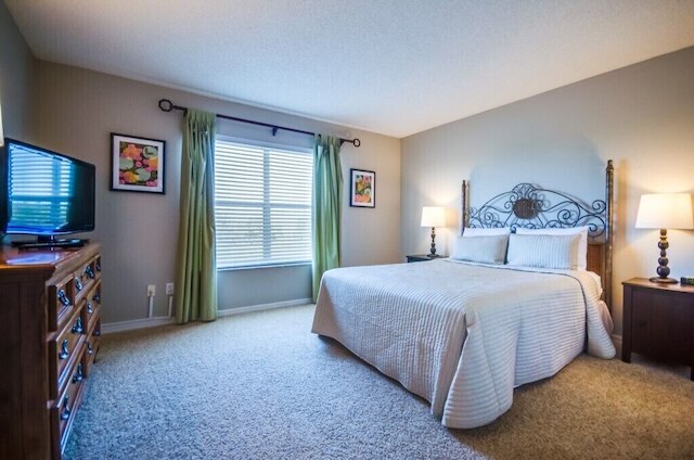 4 ベッドルーム ホーム ウィズ プール テーブル