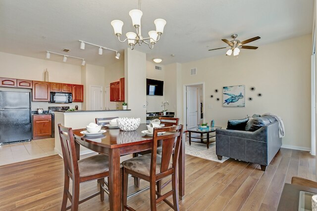 クレーン アイランド ループ ホーム ニア ディズニー