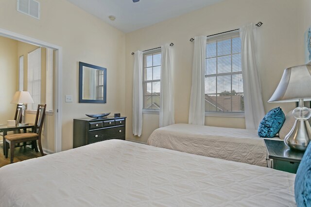 クレーン アイランド ループ ホーム ニア ディズニー