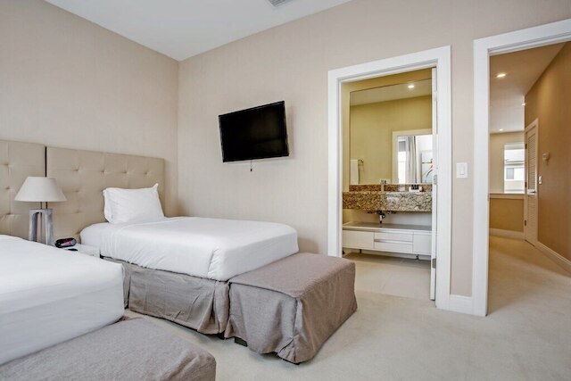 アメージング 3 ベッドルーム マジック ビレッジ タウンホーム 7607ーア