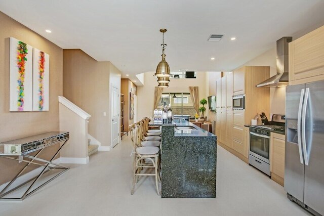 アメージング 3 ベッドルーム マジック ビレッジ タウンホーム 7607ーア