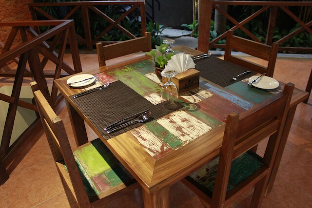 メラク ビレッジ