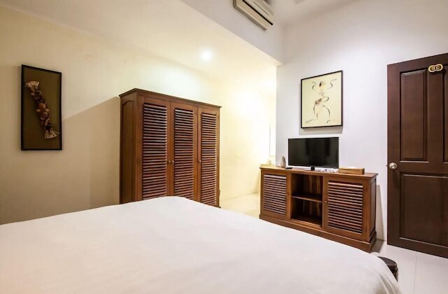 PB -  ッドR - V5 & V1 ーッBR プライベート プール ヴィラ ウォーク トゥ スミニャック ビーチ