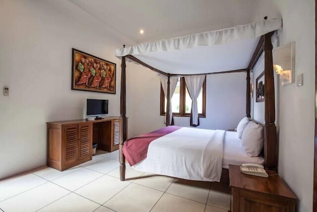 PB - ベッドR - V1 & V2 ベッBR プライベート プール ヴィラ ウォーク トゥ スミニャック ビーチ