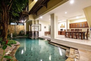 PB - ヴィラ 5 - ベッドルーム  4 BR プライベート プール ヴィラ ウォーク トゥ スミニャック ビーチ