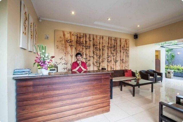 4 バスルーム プライベート プール ヴィラ ニア スミニャック ビーチ バリ