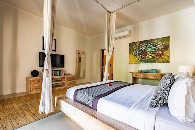 ヴィラ マルティニ イン ザ ハート オブ スミニャック