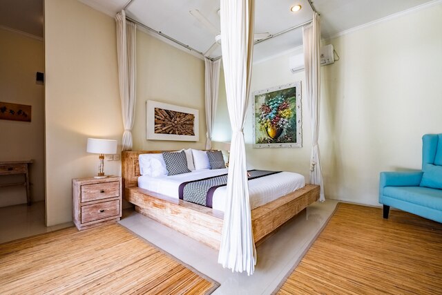 ヴィラ マルティニ イン ザ ハート オブ スミニャック