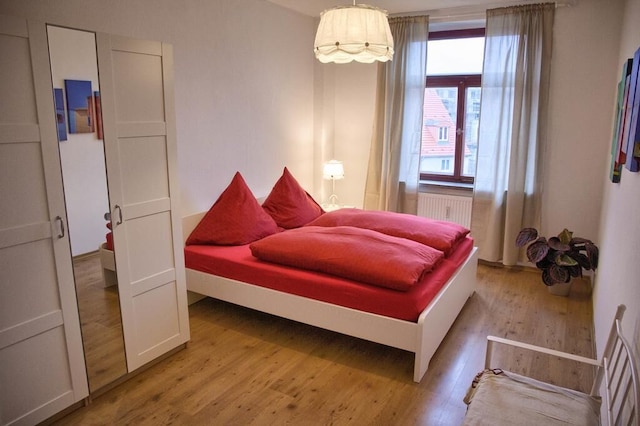 ドレスデナー タグ リナ