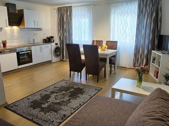 ドレスデナー タグ エマ