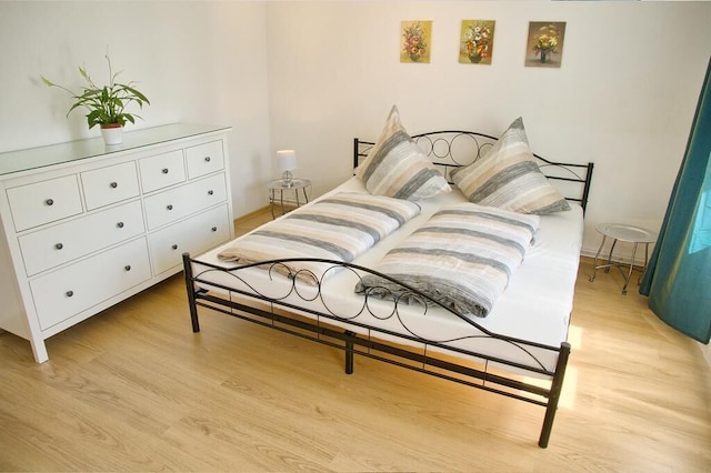 ドレスデナー タグ エマ