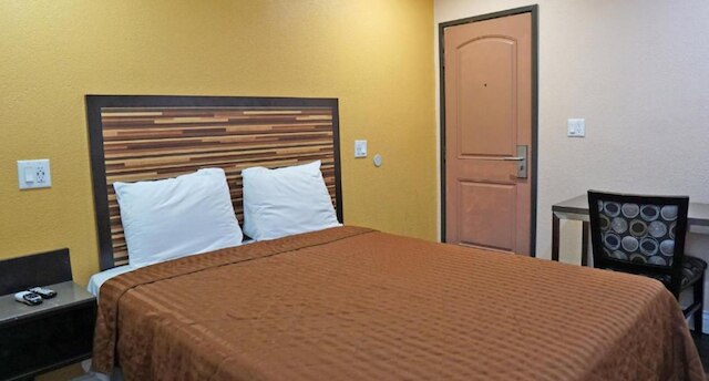 ホーリー クレスト ホテル - ロサンゼルス LX エアポート