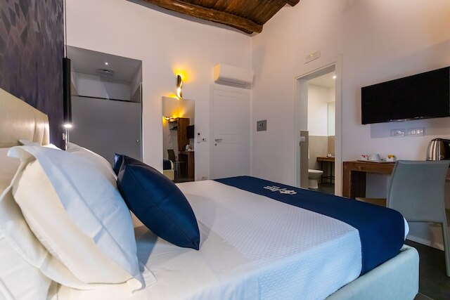 サンタ キアラ イン