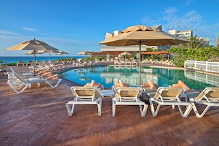 カンクン JR スイート エン リゾート ビスタ アル マール