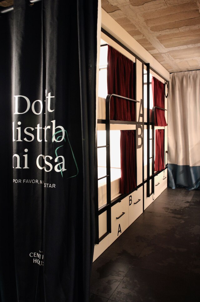 ザ セントラル ハウス マドリード ラヴァピエス - ホステル