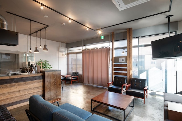 rakuna Inn 和 Honjo-Azumabashi