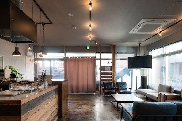 rakuna Inn 和 Honjo-Azumabashi