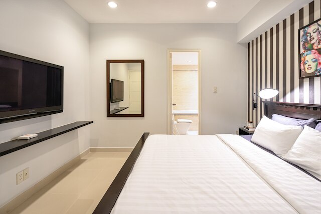 サイゴン ファイネスト - パノラマ スイート イン セントラル D1