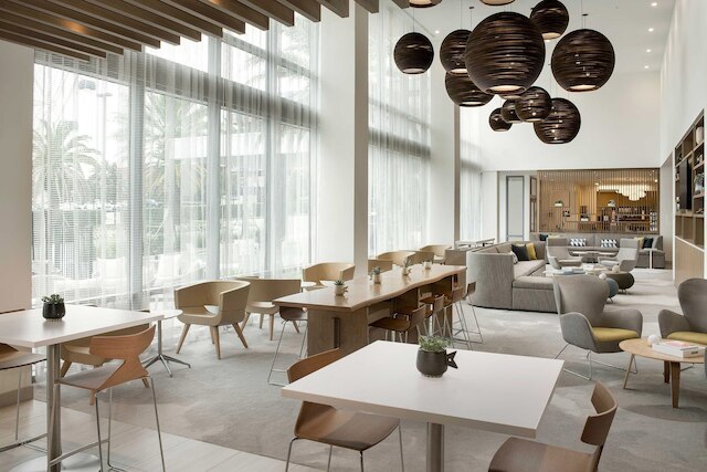 エレメント オーランド ユニバーサル ブルバード