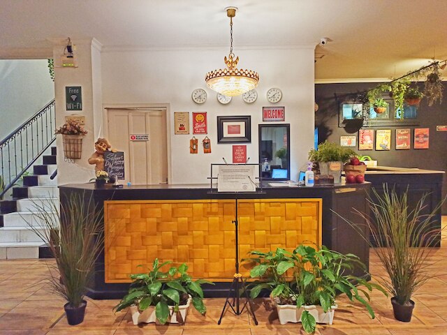 マンゴロ ホームステイ シャリア