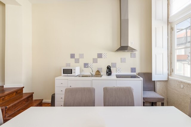 ナダ06  ファイサマ アパートメンツ デュプレックス ウィズ 2 ベッドルームズ