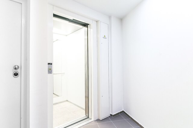 トリインド 2  サマサル トリンダーデ アパートメンツ #2 ネクスト トゥ アリアドス !