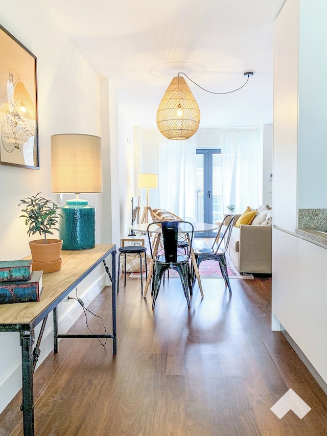 コリミ  ザ ウォンドルス アパートメント ネクスト トゥ アベニー アリアドス