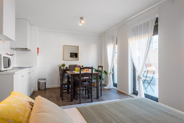 トリインD6  サマサル トリンダーデ アパートメンツ NO6 バルコニー