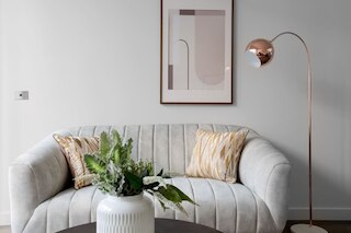 デライトフル タウンハウス ステ イット ムーニー ポンズ + パーキング