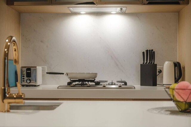 モダン リビィングッ@ コリンズ セントロ ロケーション 2 ベッドRム