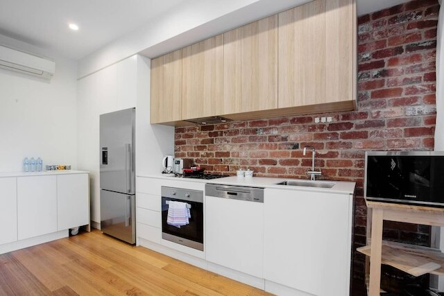 デザイナー テイスト 2 ベッドルーム タウンハウス ットホーソーン