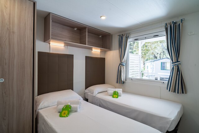 クラブ デル ソーレ マリーナ ジュリア ファミリー コレクション