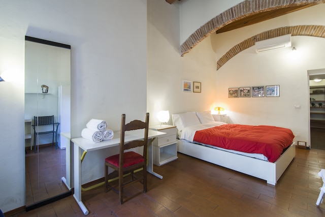 フローレンス シティ センター フラット ヴィア デイ ネリ