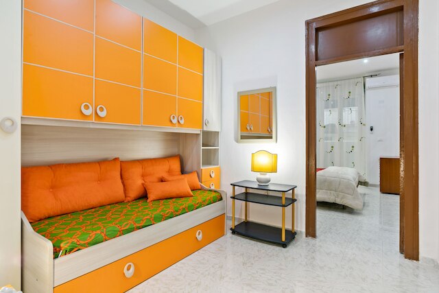 コルソ デイ ミレ レイルウェイ アパートメント