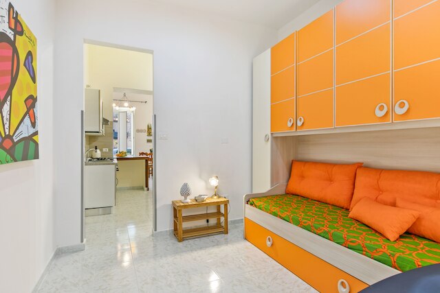 コルソ デイ ミレ レイルウェイ アパートメント