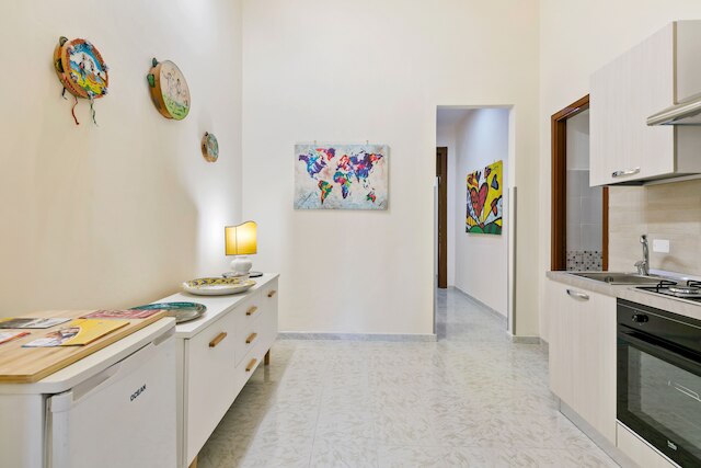 コルソ デイ ミレ レイルウェイ アパートメント